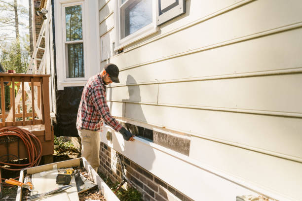 Top rated local Vinyl Siding specialists in East Hampton, CT